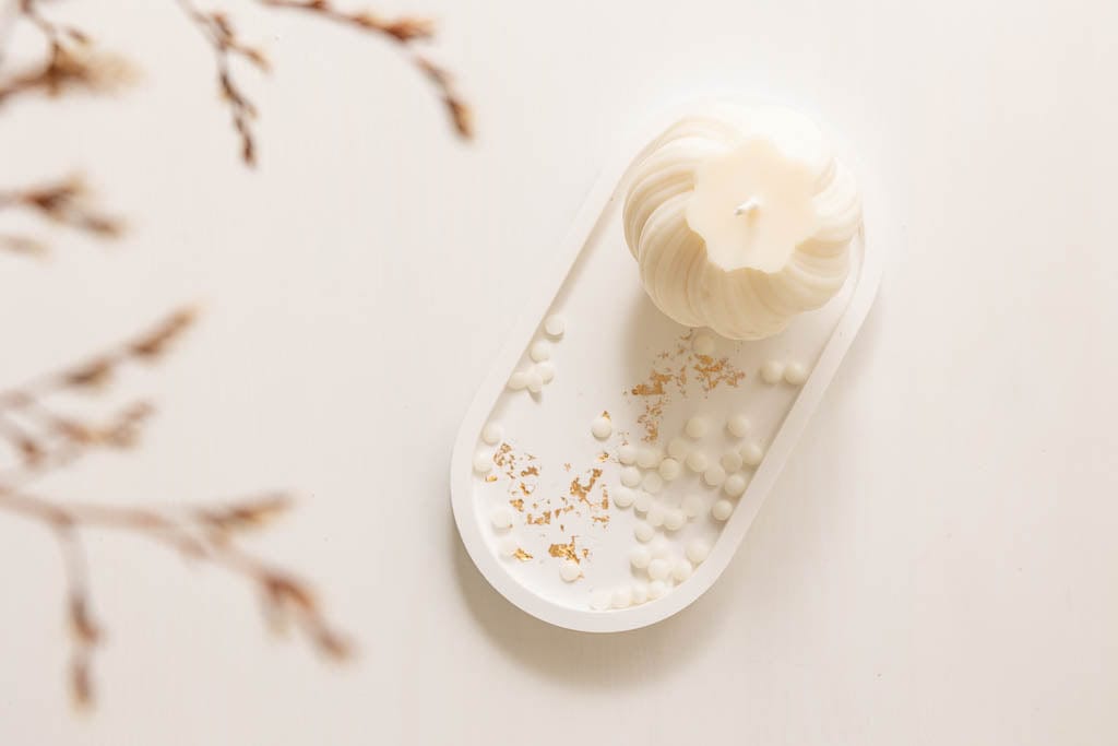 Swirl Candle - Handle Candle