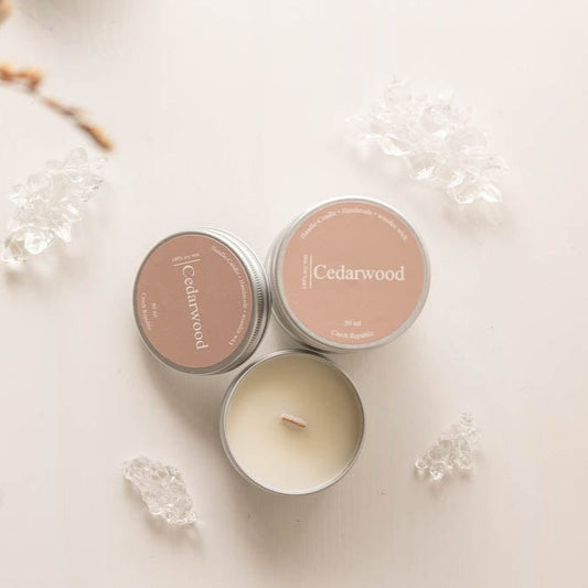 These mini candles are ideal to accompany your travels.